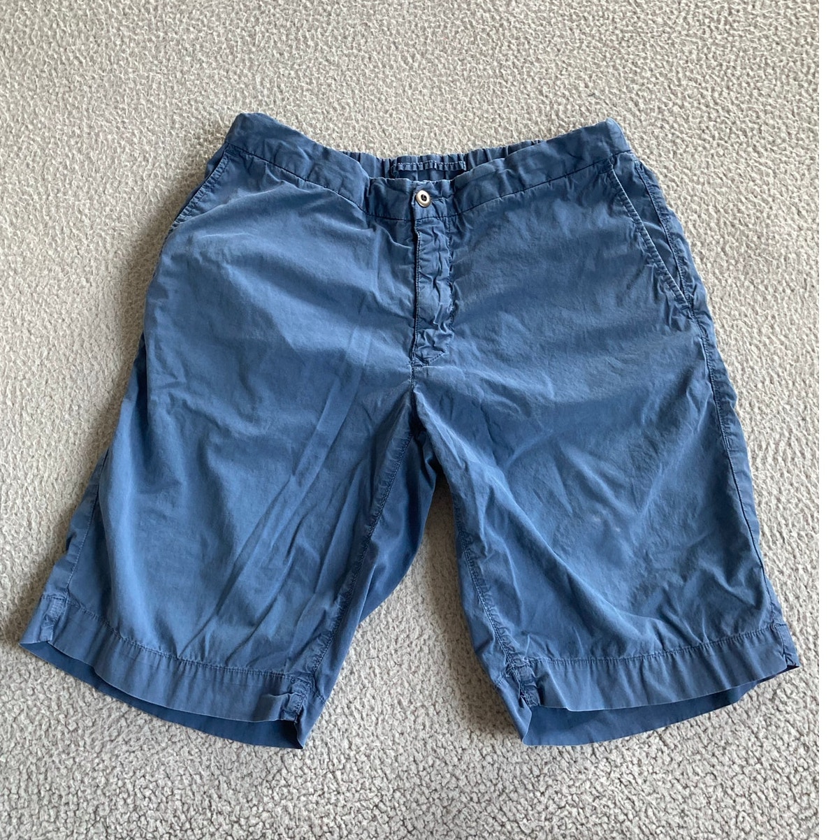 Incotex Blue Menâs Flat Front Shorts